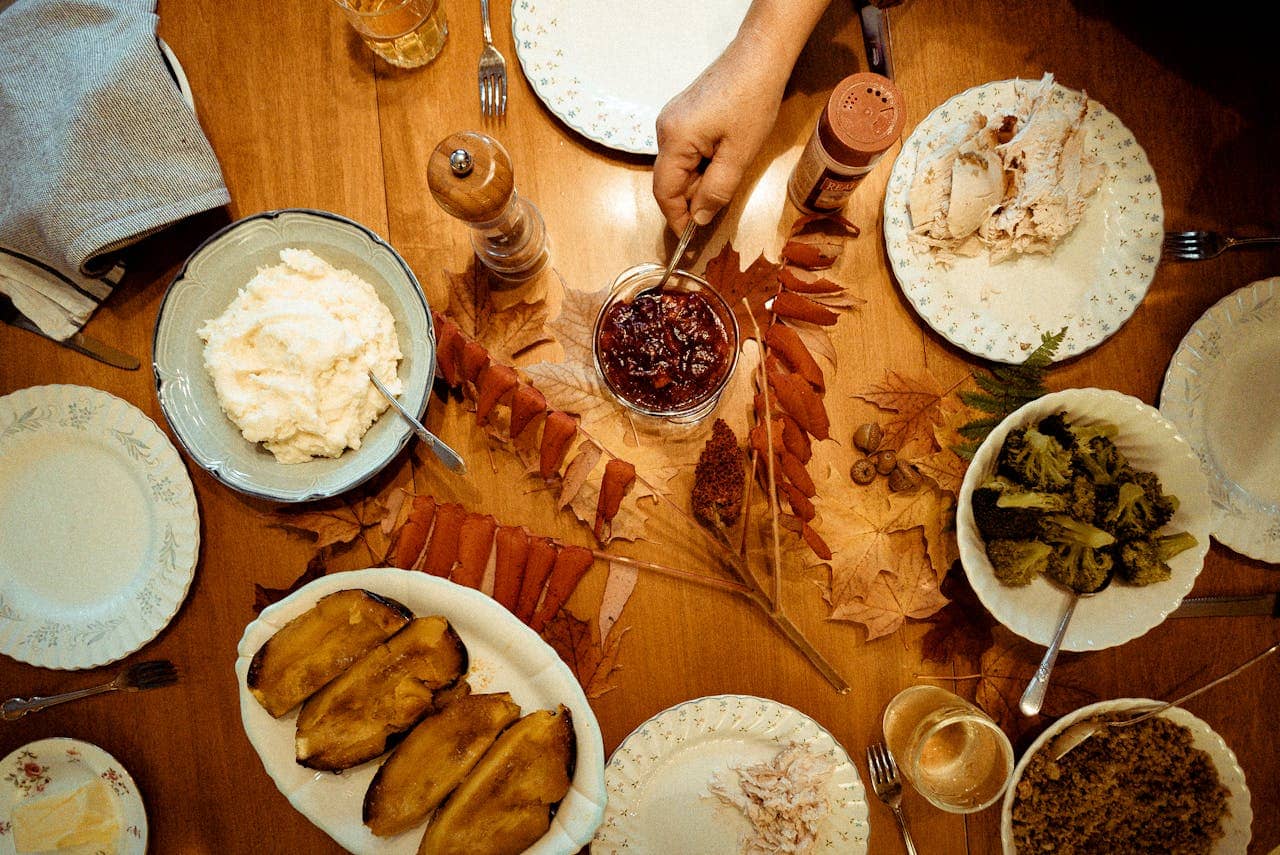 spicy-Thanksgiving-dinner-table